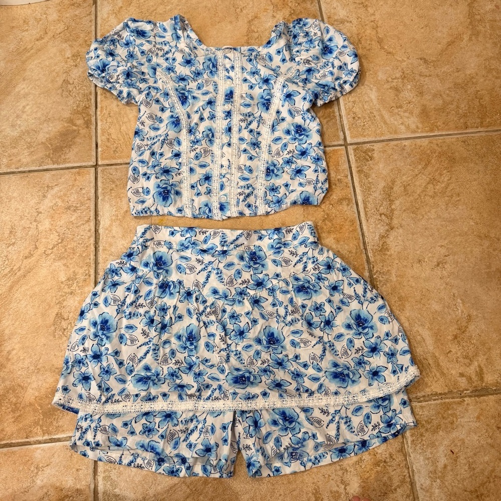 Lemon Kiss 12 Girl Outfit Set